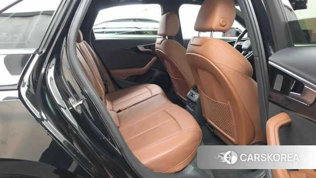 Audi A4 (B9) 2021 Черный из Кореи, фото 3