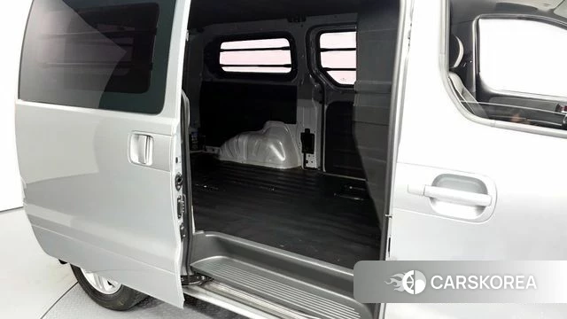 Hyundai The New Grand Starex 2018 Серебристо-серый из Кореи, фото 3