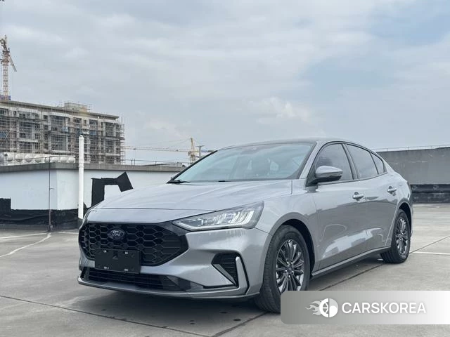 Ford Fox 2023 Серебристо-серый из Китая, фото 3