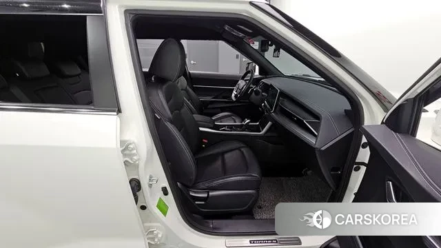 Ssangyong Torres 2022 Белый из Кореи, фото 3