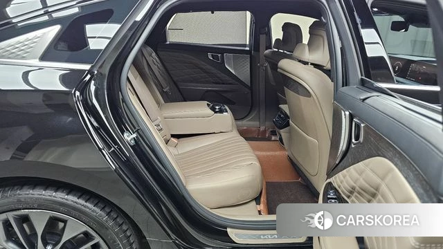 Kia K8 2023 Черный из Кореи, фото 3