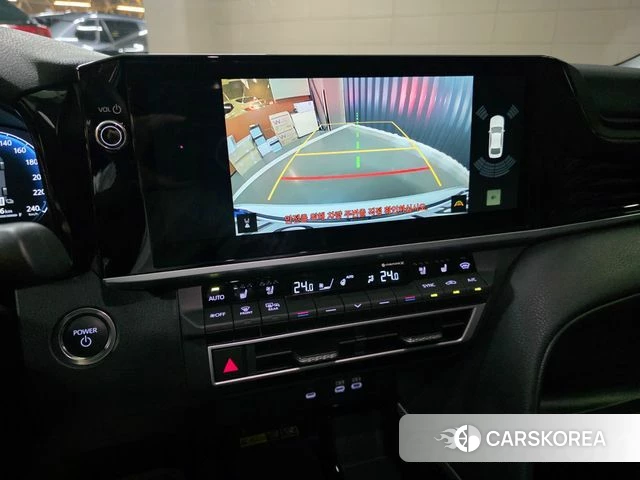 Toyota Camry (XV80) 2025 Белый из Кореи, фото 3