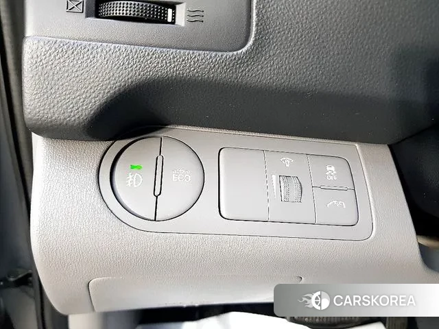 Hyundai The New Grand Starex 2019 Серебристо-серый из Кореи, фото 3