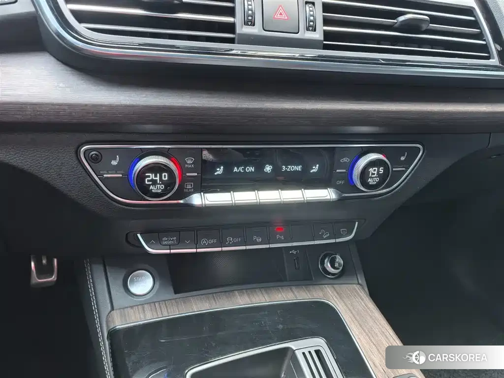 Audi Q5L 2024 Белый из Китая, фото 3
