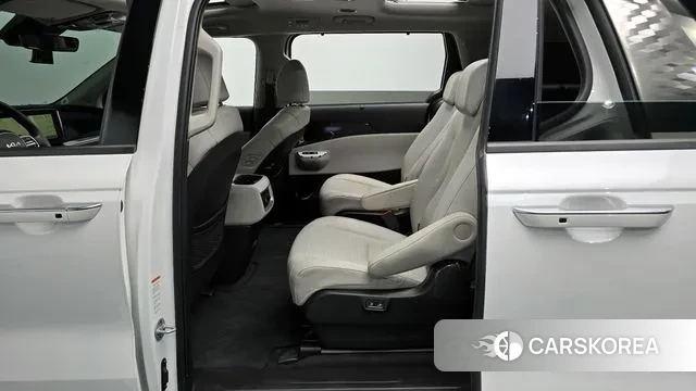 Kia Carnival 4th generation 2023 Белый из Кореи, фото 3