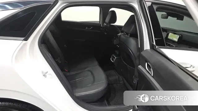 Kia K5 Hybrid 3rd Generation 2023 Белый из Кореи, фото 3