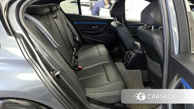 BMW 3 Series (F30) 2018 Серый из Кореи, фото 3