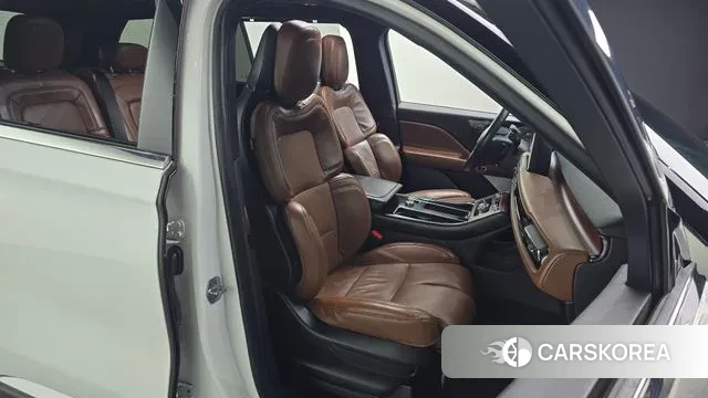 Lincoln Aviator 2nd generation 2021 Белый из Кореи, фото 3