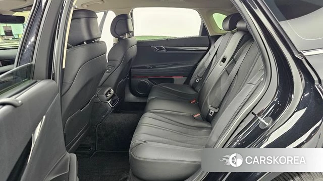 Genesis G80 (RG3) 2025 Черный из Кореи, фото 3