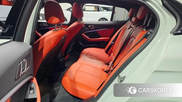 BMW 1 Series (F40) 2021 Белый из Кореи, фото 3