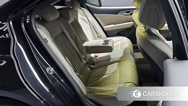 Genesis The New G70 2021 Черный из Кореи, фото 3