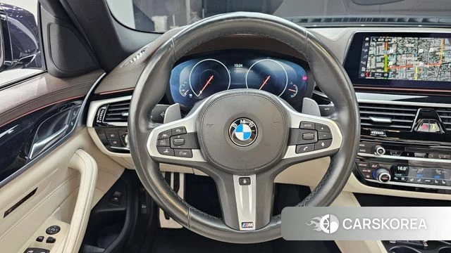 BMW 5 Series (G30) 2019 Черный из Кореи, фото 3