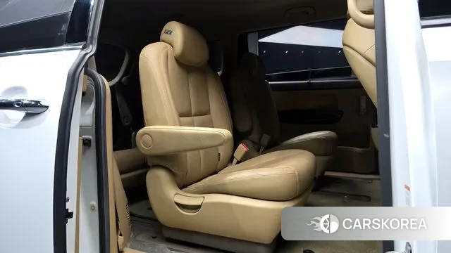 Kia The New Carnival 2018 Белый из Кореи, фото 3