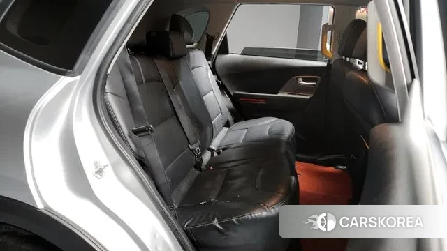 Kia Niro Plus 2022 Серебряный из Кореи, фото 3