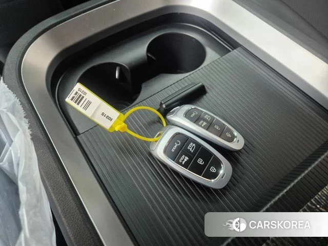 Hyundai Staria 2022 Белый из Кореи, фото 3
