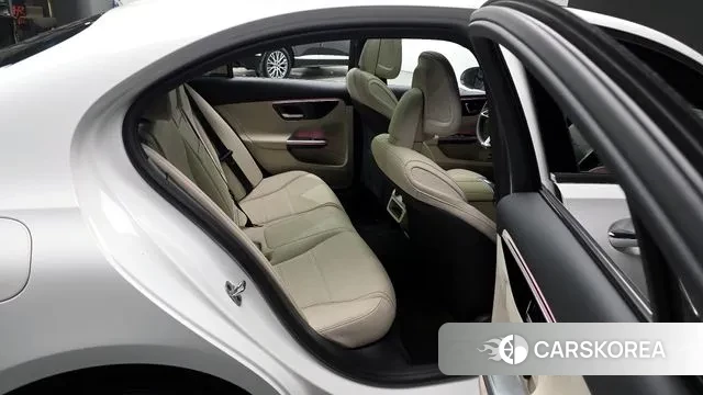 Mercedes-Benz C-Class W206 2025 Белый из Кореи, фото 3