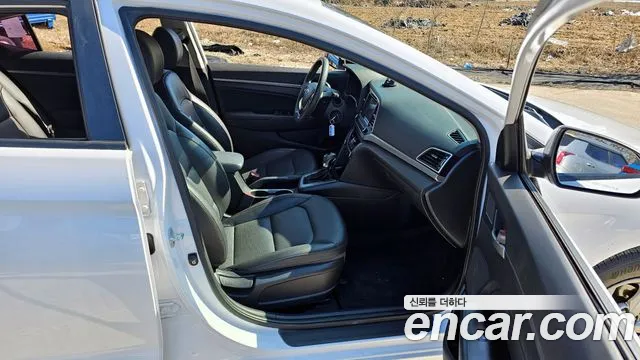 Hyundai Avante AD 2018 Белый из Кореи, фото 3