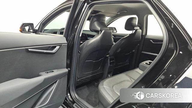 Kia Di Ol Nu Niro 2022 Черный из Кореи, фото 3