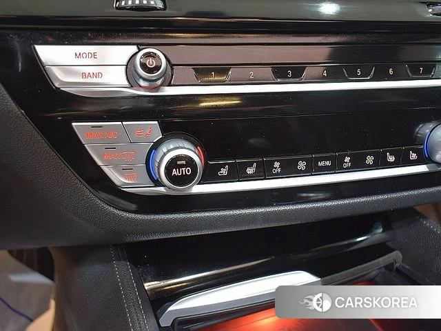 BMW 5 Series (G30) 2020 Черный из Кореи, фото 3