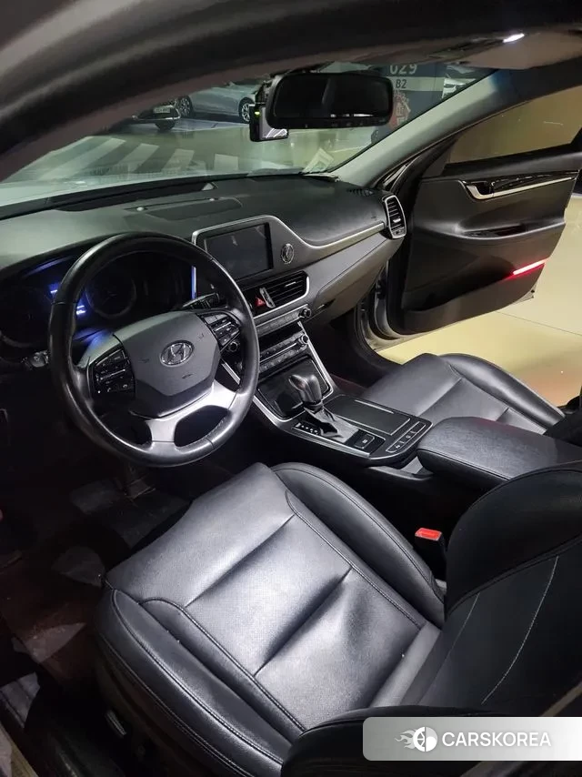 Hyundai Grandeur IG 2019 Серебристо-серый из Кореи, фото 3