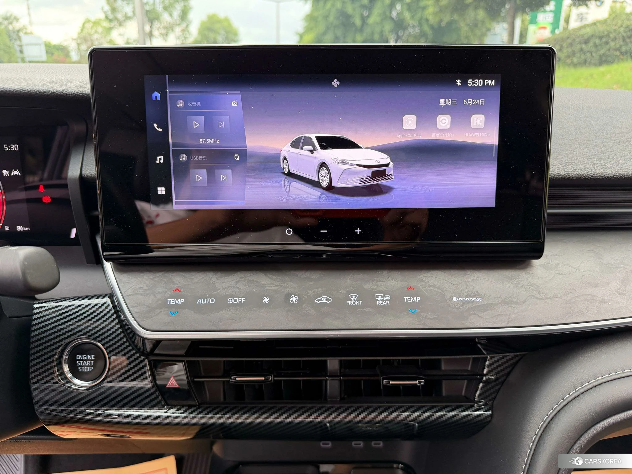 Toyota Camry 2024 Черный из Китая, фото 3