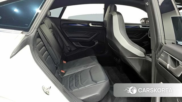 Volkswagen Arteon 2022 Белый из Кореи, фото 3