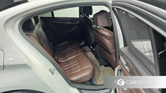 BMW 5 Series (G30) 2020 Белый из Кореи, фото 3