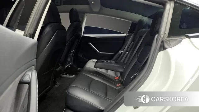 Tesla Model 3 2021 Белый из Кореи, фото 3