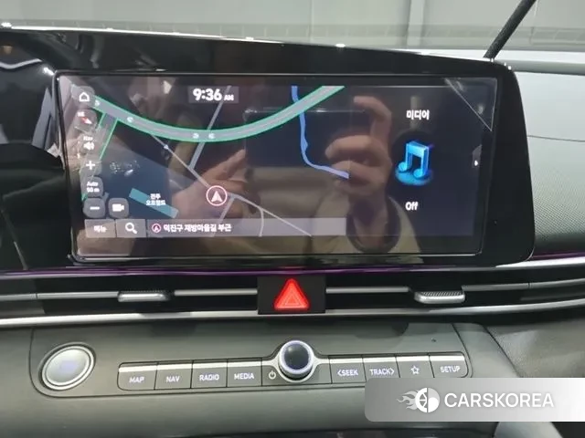 Hyundai Avante (CN7) 2022 Серый из Кореи, фото 3