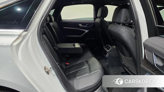 Audi A6 (C8) 2019 Белый из Кореи, фото 3
