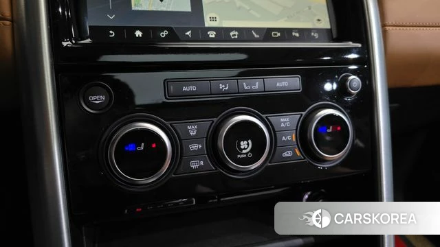 Land Rover Discovery 5 2019 Черный из Кореи, фото 3