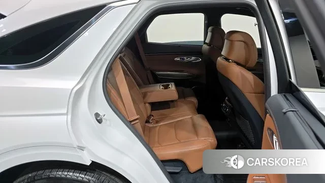 Genesis GV70 2023 Белый из Кореи, фото 3