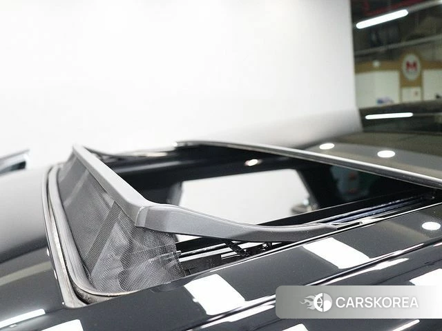 Land Rover Range Rover Evoque 2nd Generation 2025 Белый из Кореи, фото 3