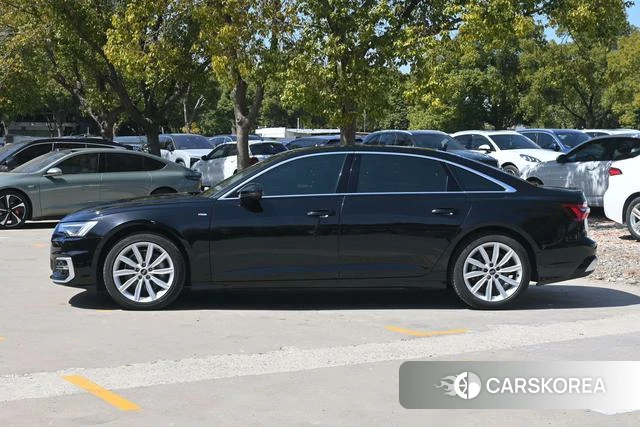 Audi A6L 2022 Черный из Китая, фото 3