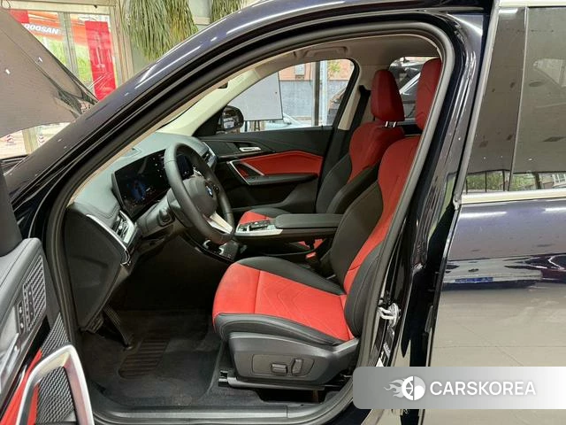 BMW X1 2023 Черный из Китая, фото 3