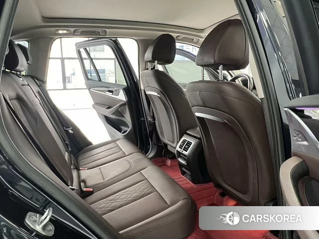 BMW X3 2022 Черный из Китая, фото 3