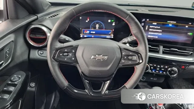 Chevrolet (GM Daewoo) Trax Crossover 2023 Черный из Кореи, фото 3