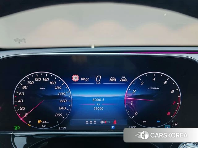 Mercedes-Benz E-class 2024 Черный из Китая, фото 3