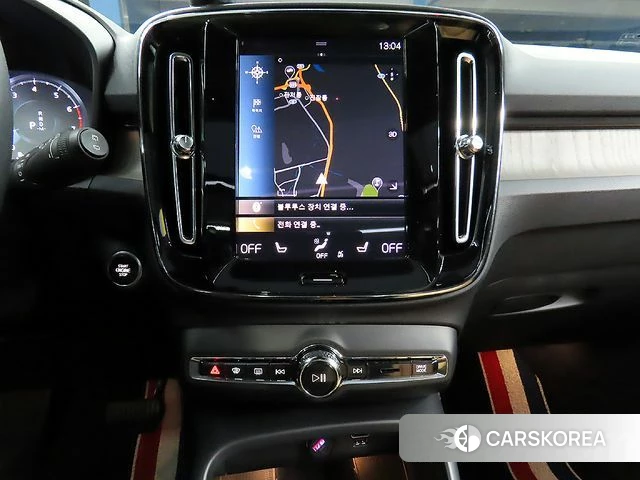 Volvo XC40 2021 Белый из Кореи, фото 3