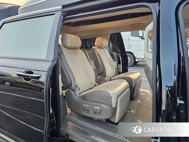 Kia The New Carnival 4th Generation 2024 Черный из Кореи, фото 3