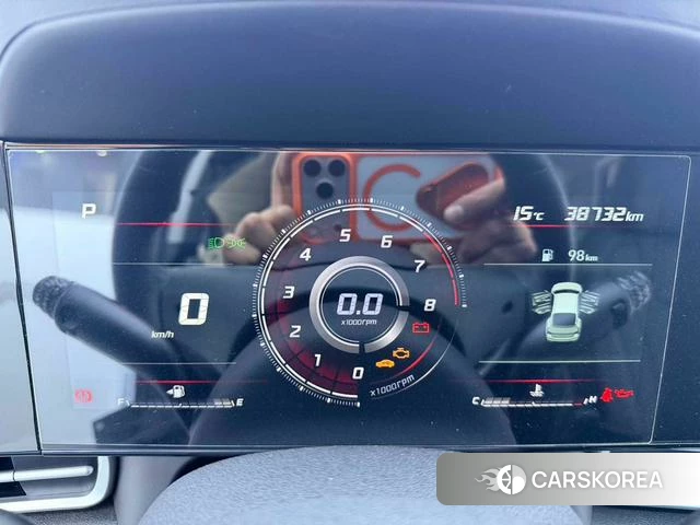 Hyundai Elantra 2023 Белый из Китая, фото 3