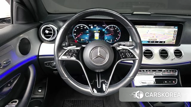Mercedes-Benz E-Class W213 2021 Белый из Кореи, фото 3