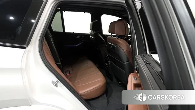 BMW X5 (G05) 2025 Белый из Кореи, фото 3