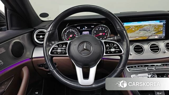 Mercedes-Benz E-Class W213 2020 Белый из Кореи, фото 3