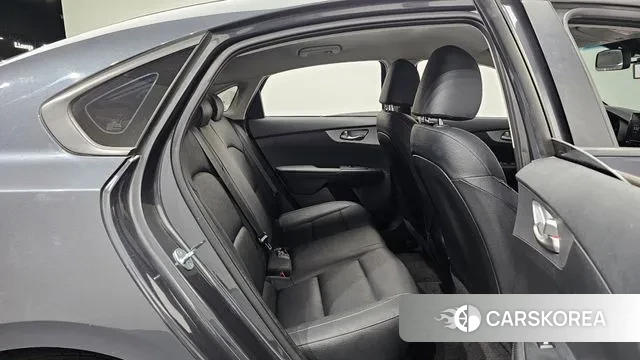 Kia The New K3 2nd generation 2021 Серый из Кореи, фото 3