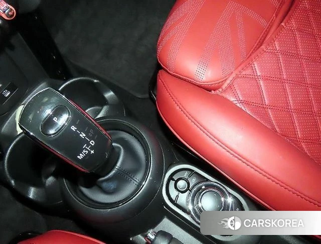 Mini Cooper 2023 Черный из Кореи, фото 3