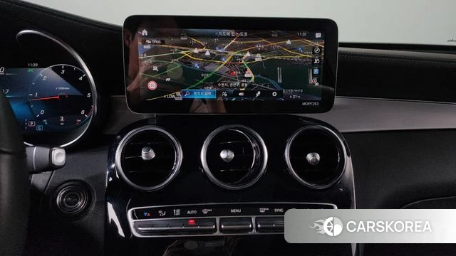 Mercedes-Benz GLC-Class X253 2021 Белый из Кореи, фото 3