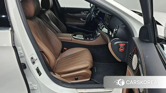 Mercedes-Benz E-Class W213 2021 Белый из Кореи, фото 3