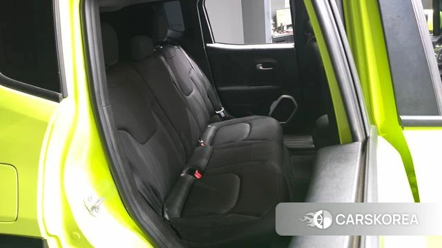 Jeep Renegade 2018 Зеленый из Кореи, фото 3