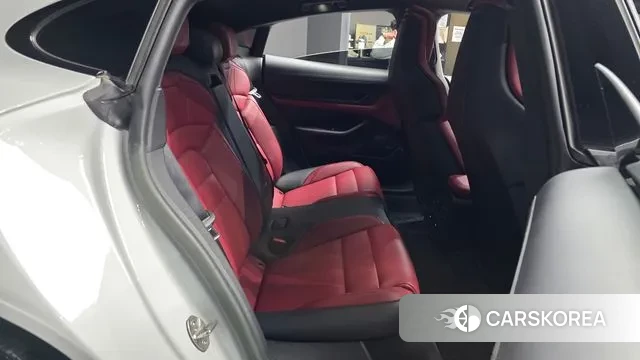 Porsche Taycan 2023 Белый из Кореи, фото 3